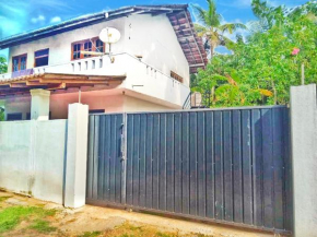 Muthu Holiday Home